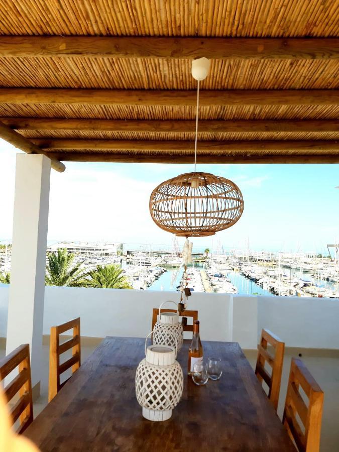 Apartament Micasadenia *